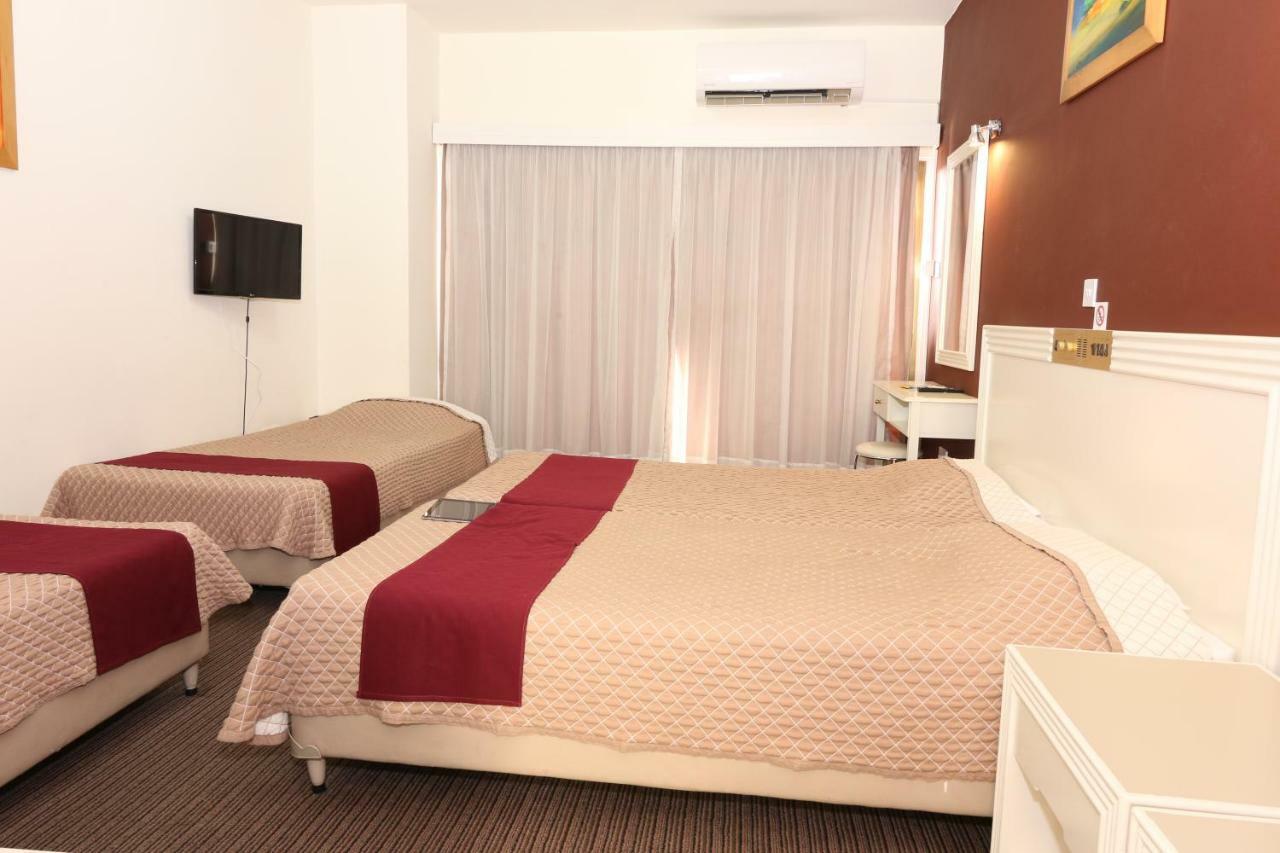 Kings Annex Aparthotel Paphos Exterior foto